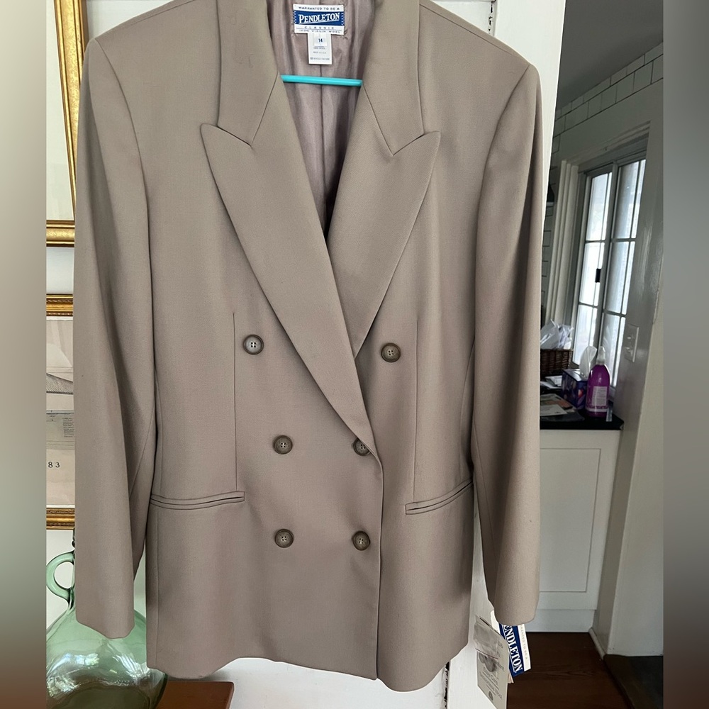 NWT Pendleton 100% Virgin Wool Taupe Blazer/Jacket size 14